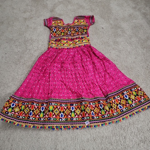 Lehnga choli - Picture 3 of 3